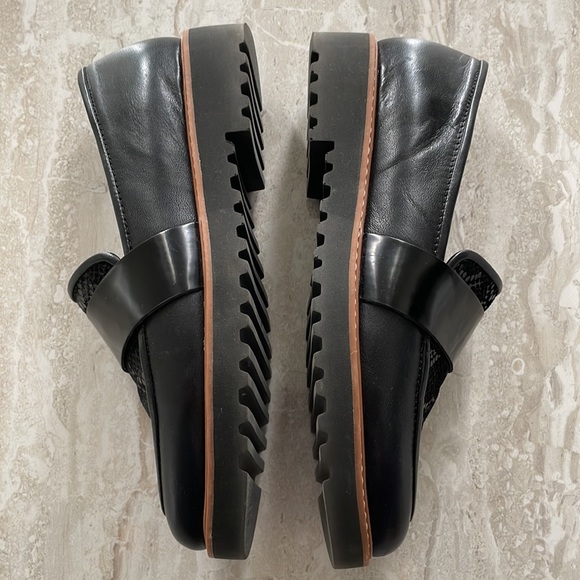 Halogen Nordstrom Black Snakeskin Leather Loafers size 6.5 - Picture 4 of 9